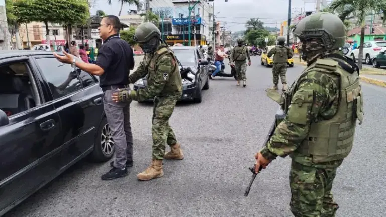 Toque de queda en Ecuador: confirman cinco provincias