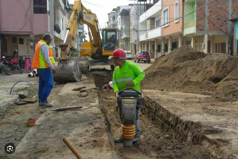 Imagen de la noticia: 107 calles en mal estado serán pavimentadas en la ciudad de Manta