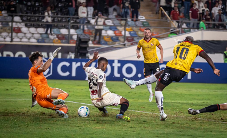 Al borde de la eliminación: Universitario 1-0 Barcelona SC