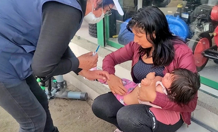 Imagen de la noticia: Alerta en Ecuador: 1.366 casos de tosferina y 8 de fiebre amarilla hasta el 29 de mayo