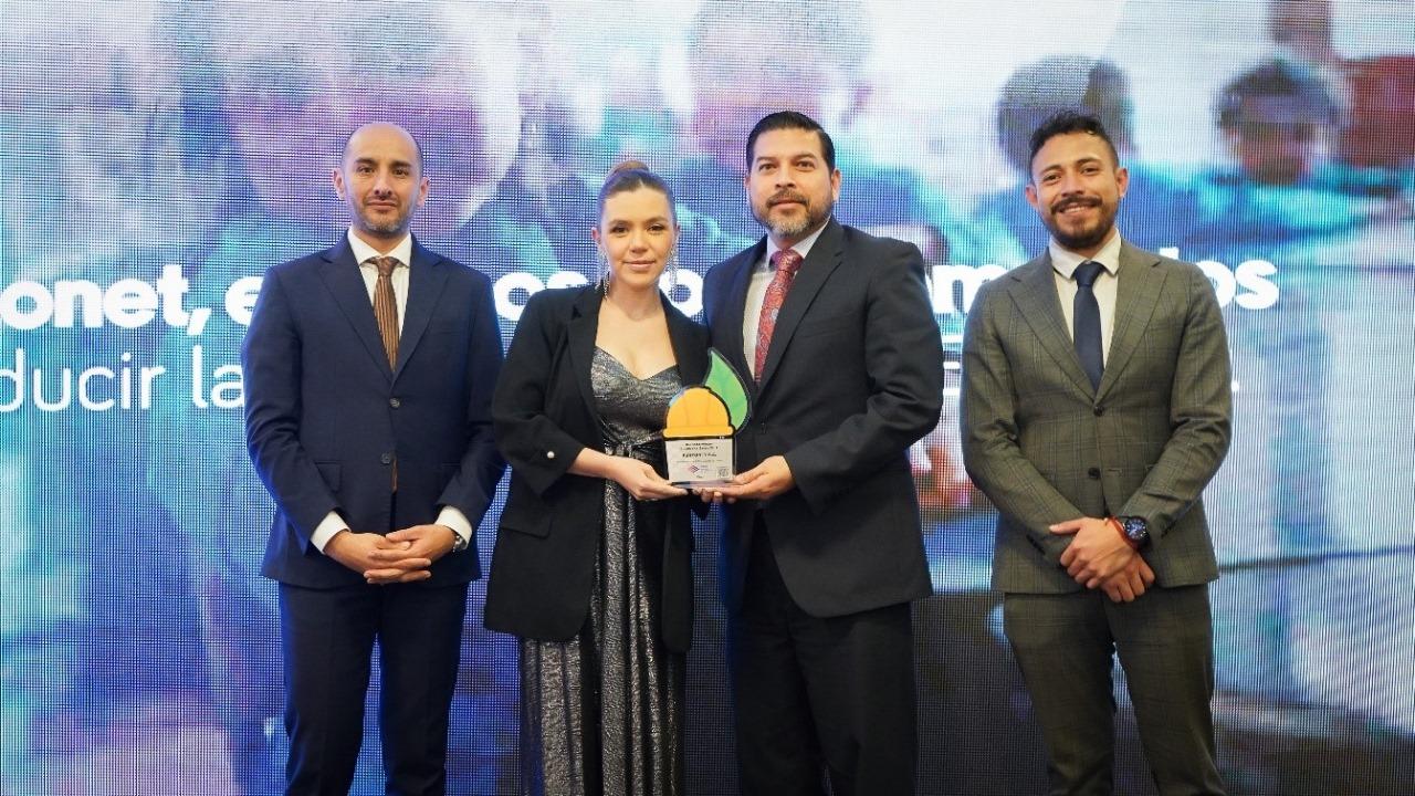 Imagen de la noticia: Cámara de Comercio de Quito distingue a Puntonet por su modelo empresarial inclusivo y socialmente responsable