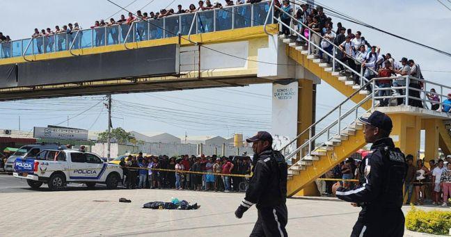 Imagen de la noticia: Ataque armado frente a universidad en Santa Elena (VIDEO)