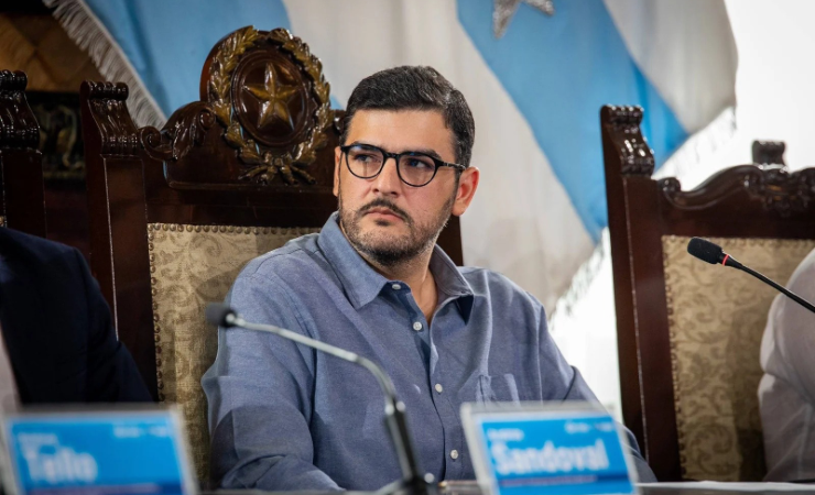 Imagen de la noticia: Alcalde Aquiles Álvarez responde ante el TCE: “No hay inducción al voto, solo libertad de expresión”