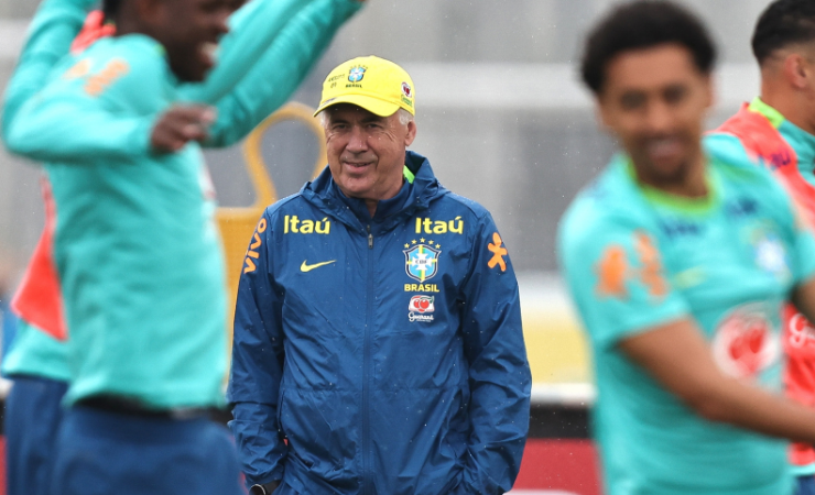 Imagen de la noticia: Un día antes del partido: Ancelotti define su 11 titular para enfrentar a Ecuador