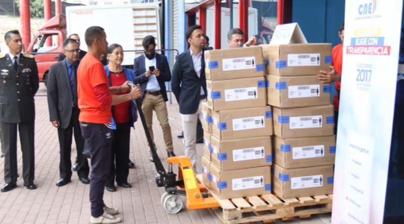 Imagen de la noticia: CNE: Inició la distribución de kits electorales
