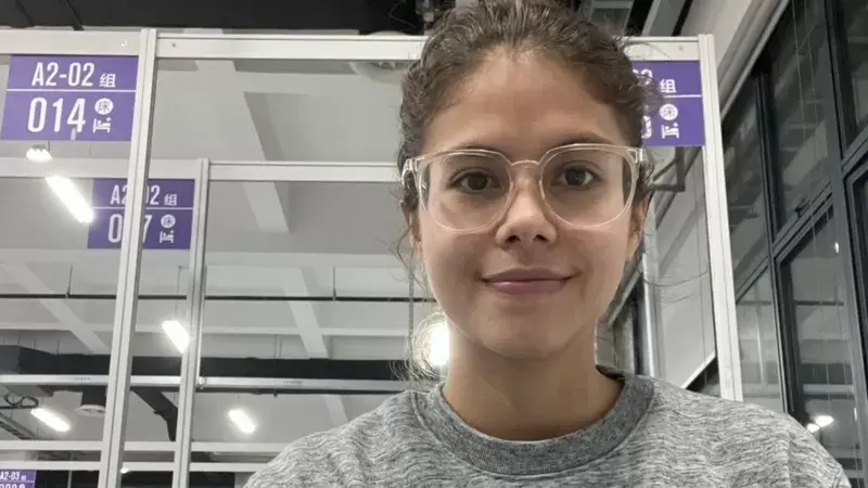 Imagen de la noticia: «La gente en Shanghái está harta, dice que este es el confinamiento de la muerte»: «La gente en Shanghái está harta, dice que este es el confinamiento de la muerte»: la frustración de una colombiana encerrada en un centro de covid en China