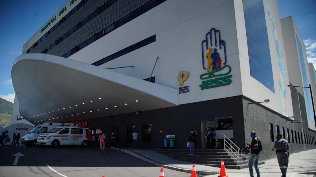 Imagen de la noticia: Comisión de Salud pide declarar al IESS en emergencia