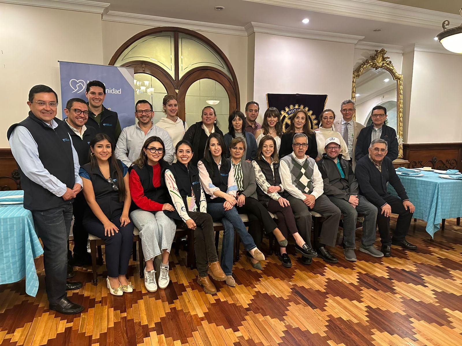 Imagen de la noticia: Fundación Metrofraternidad y Club Rotario Ambato realizan brigada médica para mejorar la salud visual de niños y niñas en Ambato