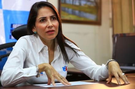 Imagen de la noticia: Luisa González reacciona ante la masacre en Manta, Manabí