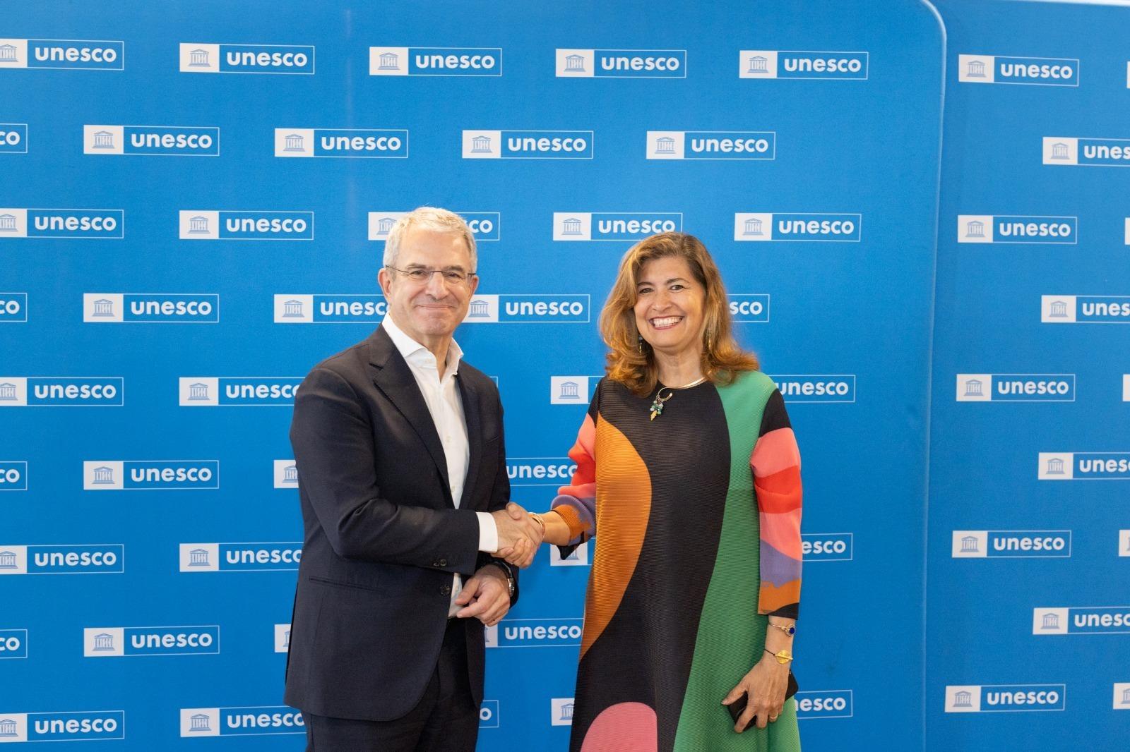 Nestlé y la UNESCO impulsan una iniciativa global para potenciar el talento joven y fortalecer la resiliencia climática a nivel mundial