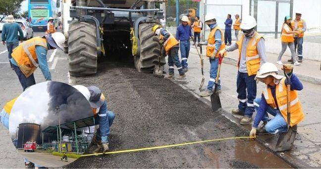 Imagen de la noticia: Explosión en refinería afecta obras: Quito y Manta suspenden asfaltado por desabastecimiento