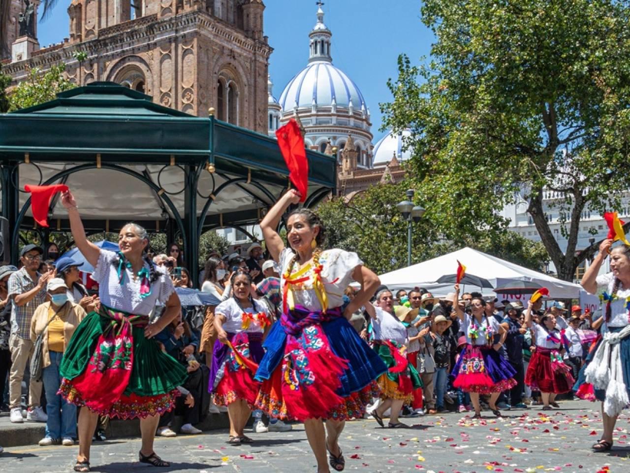Imagen de la noticia: Feriados en agosto 2025 en Ecuador: descanso nacional y celebraciones locales