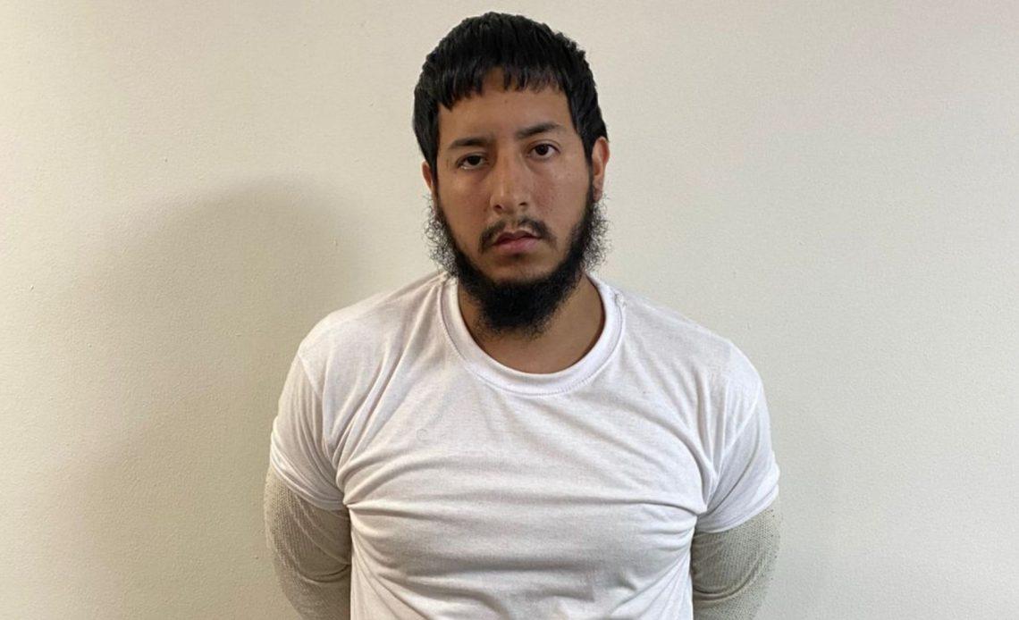 Imagen de la noticia: Capturan en EE. UU. al más buscado por femicidio en Cañar y lo deportan a Ecuador