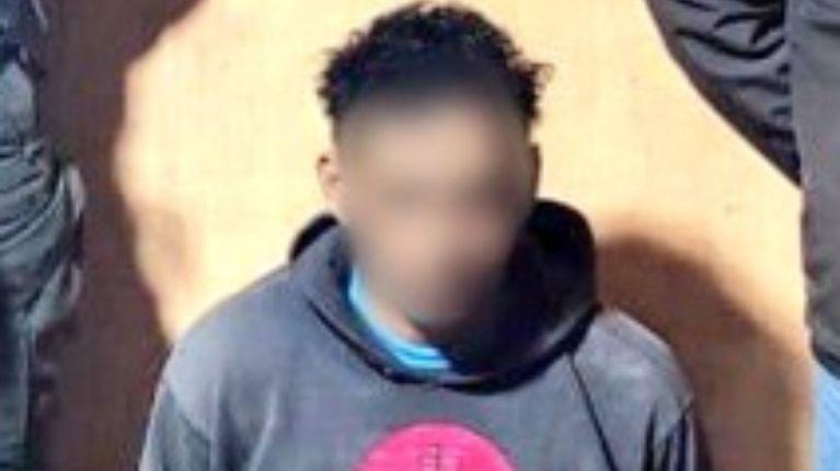 Imagen de la noticia: Disturbios en Déleg, Cañar: habitantes intentaron linchar al sospechoso de la violación y  asesinato de una adulta mayor