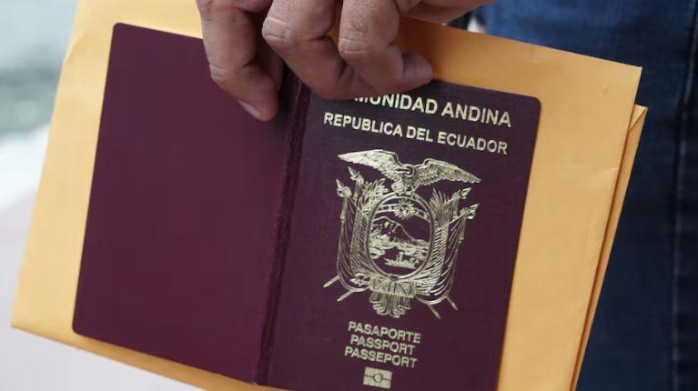 Imagen de la noticia: Hasta este viernes 26 de septiembre se puede obtener el pasaporte sin turno previo
