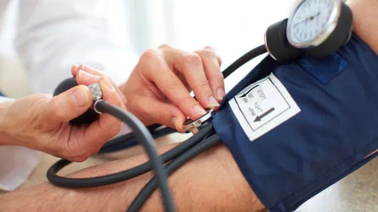 Imagen de la noticia: 1.400 millones de personas en el mundo tienen presión arterial alta: informe de la OMS revela datos preocupantes