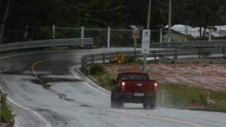 Restricciones en la vía Loja – El Oro por operativo de rescate de un camión que transportaba cianuro sólido