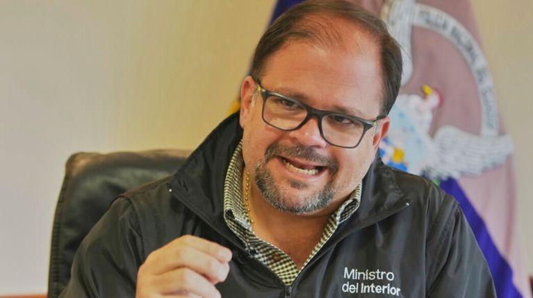 Ministro del Interior confirma estructura criminal en la ATM de Guayaquil