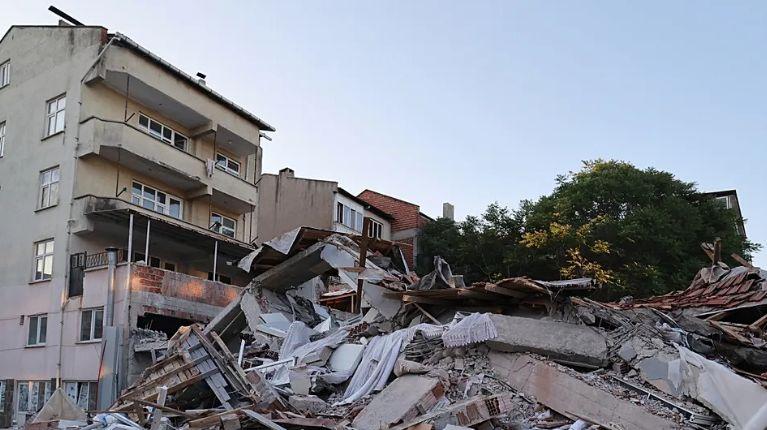 Videos registraron cómo se vivió el terremoto de magnitud 6.1 que sacudió Turquía