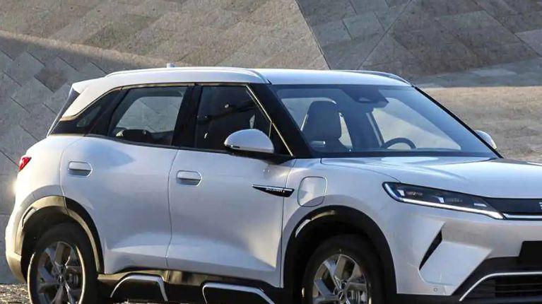 En Ecuador se oficializó la matrícula de carros eléctricos en USD. 10