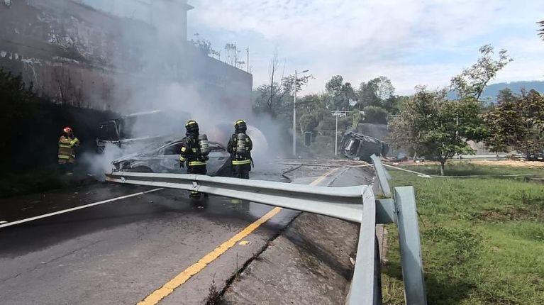 Trágico accidente de tránsito en Quito: tres muertos y siete heridos