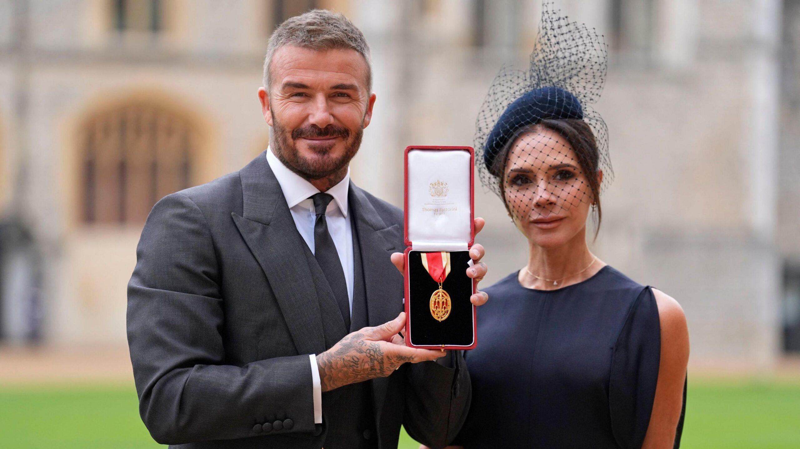 David Beckham es nombrado caballero por el rey Carlos III en el castillo de Windsor