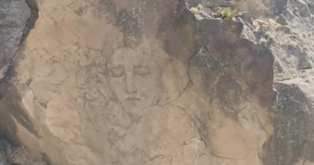 Imagen de la Virgen en roca causa devoción en Colombia