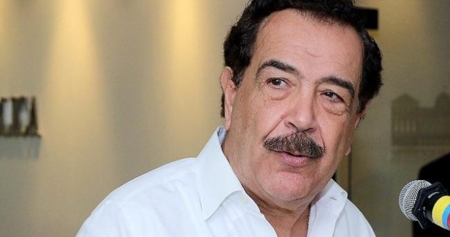 Nebot vota “Sí” y defiende reformas urgentes para el país