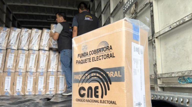 CNE empezó la distribución de paquetes electorales en territorio nacional para la Consulta Popular y Referéndum 2025