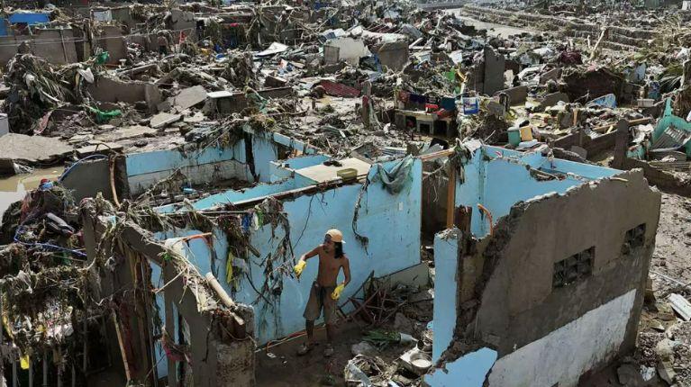 Así quedó Filipinas tras el paso del Tifón Kalmaegi que dejó más de 140 muertos y 127 desaparecidos