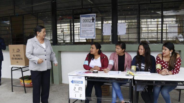 Clases virtuales en las instituciones educativas que funcionarán como recintos electorales