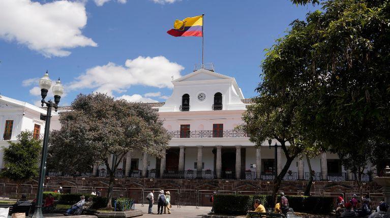 El riesgo país de Ecuador cerró en 670 puntos el lunes 10 de noviembre