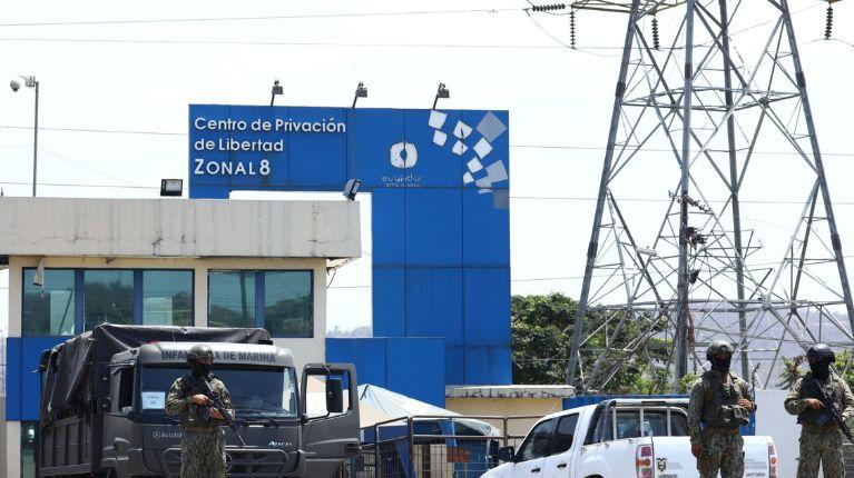 Investigan la causa de muerte de diez reos en la Penitenciaría del Litoral