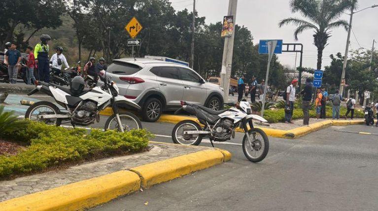 Exjuez fue asesinado mientras conducía por la Vía a la Costa