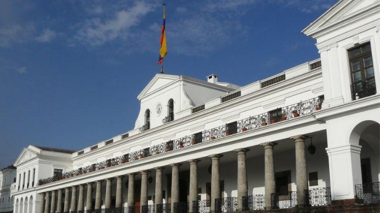 Riesgo país en 595 puntos, el nivel más bajo desde 2019