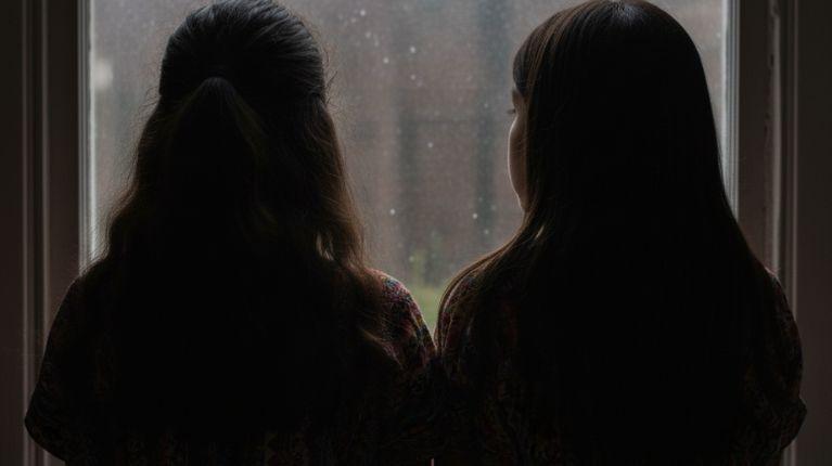 Sentencia de 13 años para sujeto que abusó sexualmente de dos niñas