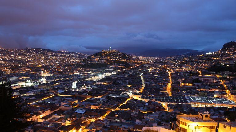 Intenso frío nocturno en la Sierra, mientras continúan las altas temperaturas diurnas