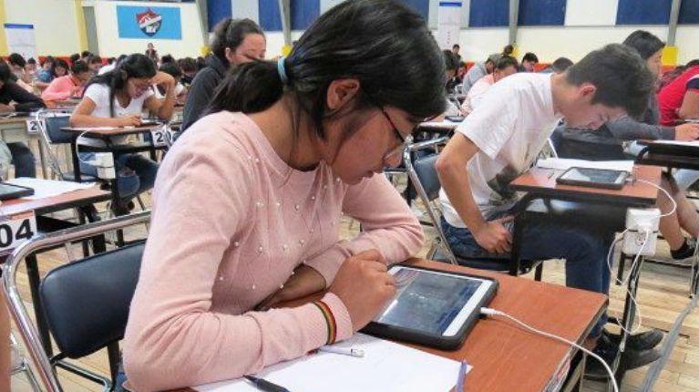 ¿Cuándo inicia y cuántos días estará habilitada la etapa de inscripción para institutos superiores y conservatorios públicos?