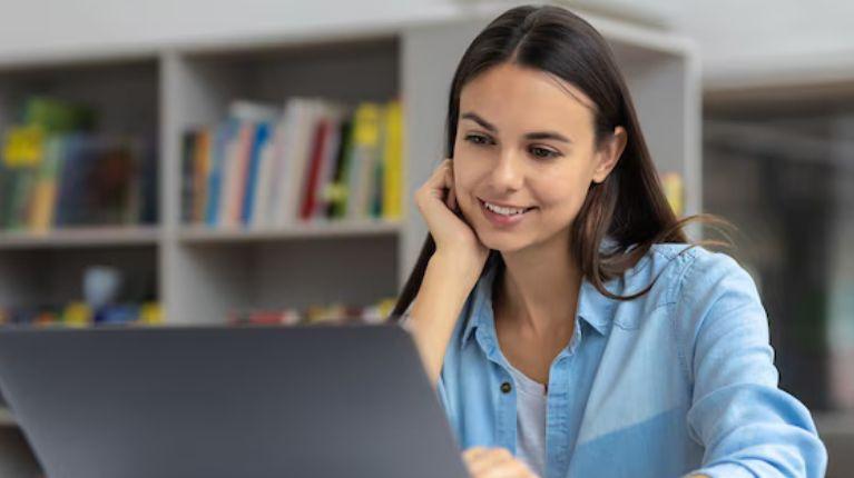 Senescyt abre convocatoria para aprender ruso en modalidad online