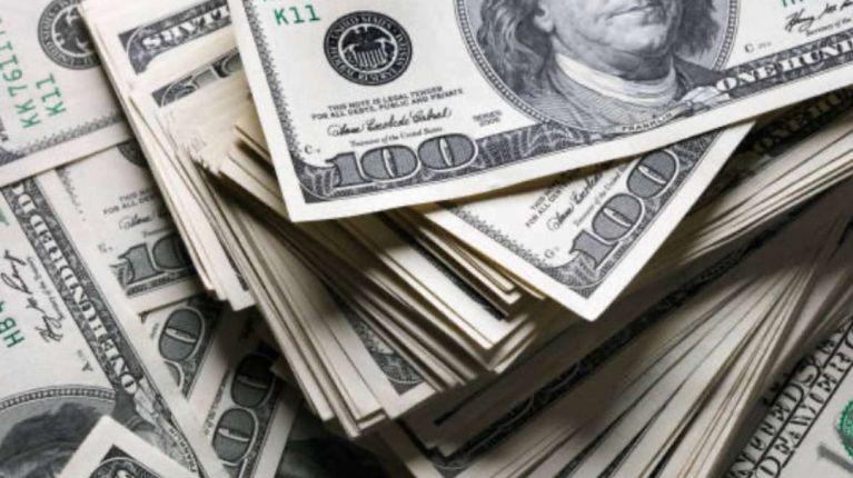 Las ventas aumentaron 8,6% en febrero: “Tasa de seguridad a Colombia no afecta el crecimiento”, dice el SRI