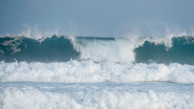 Oleaje de alta energía en Ecuador este 10 de marzo: 41 playas en alerta
