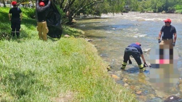 Hallan el cuerpo sin vida de un hombre que cayó al río Tomebamba