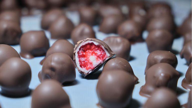 Presunta asesina serial escondía el veneno en frutas y dulces