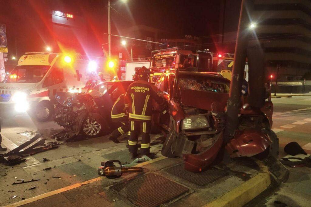 Fuerte accidente de tránsito en Quito deja dos heridos este viernes 22 de mayo