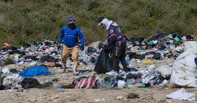 Hallan cuerpo de una bebé en basurero de Manta, Manabí