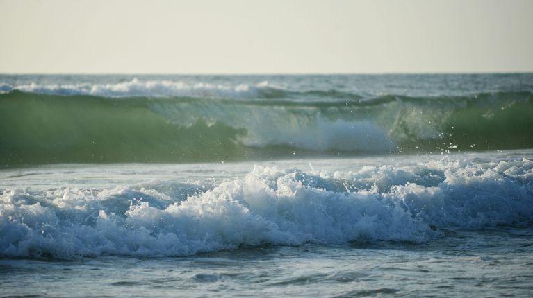 Playas de Ecuador con olas de alta energía hasta el 1 de junio