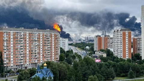 Ucrania lanza masivo ataque con drones sobre Moscú: reportan heridos e incendios