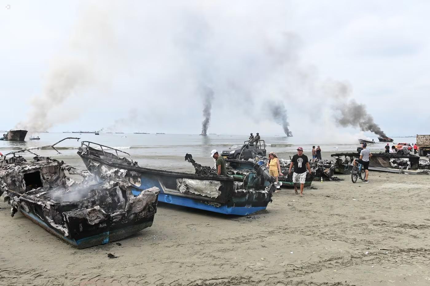 Incendio en puerto de Manta: Policía revela causa del siniestro
