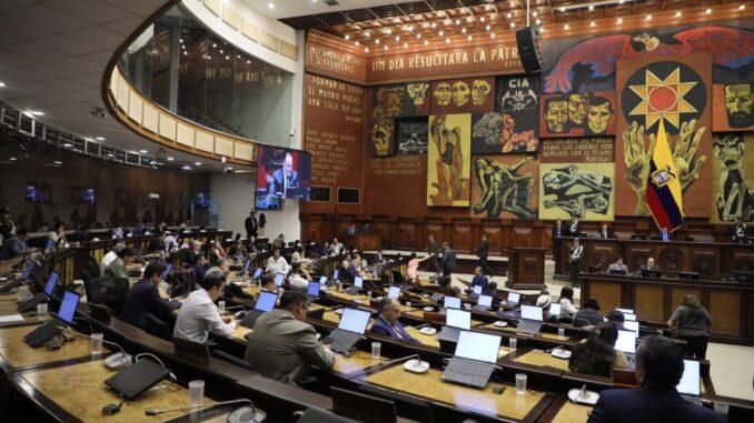 Alcaldes y prefectos de Ecuador bajo la lupa: Asamblea inicia investigación de sus patrimonios