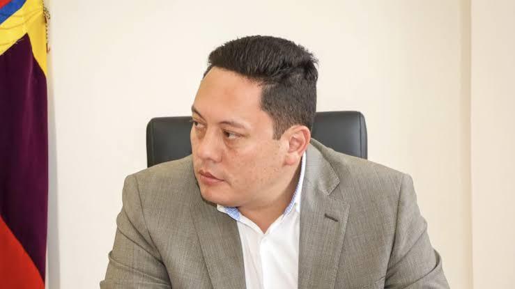 Fiscalía pide formular cargos contra el alcalde suspendido de Cuenca, Cristian Zamora: ¿de qué se lo acusa?